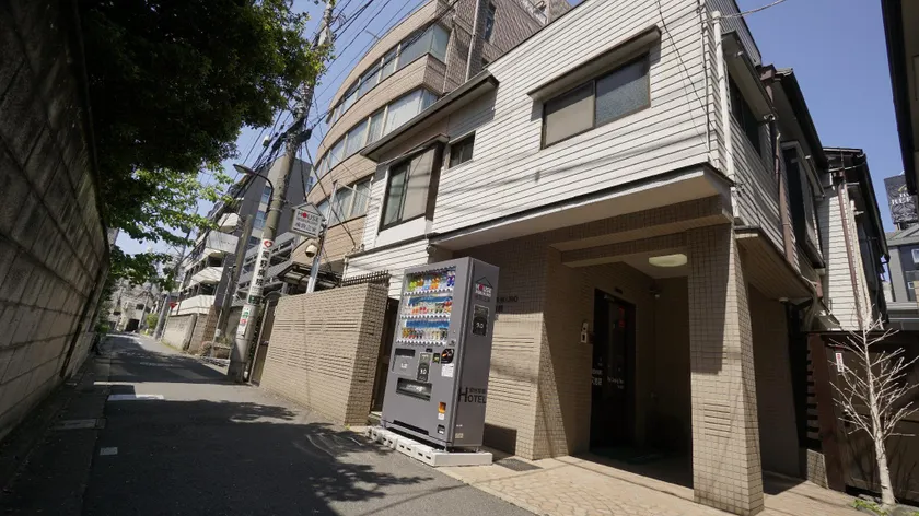House Ikebukuro - Image 1