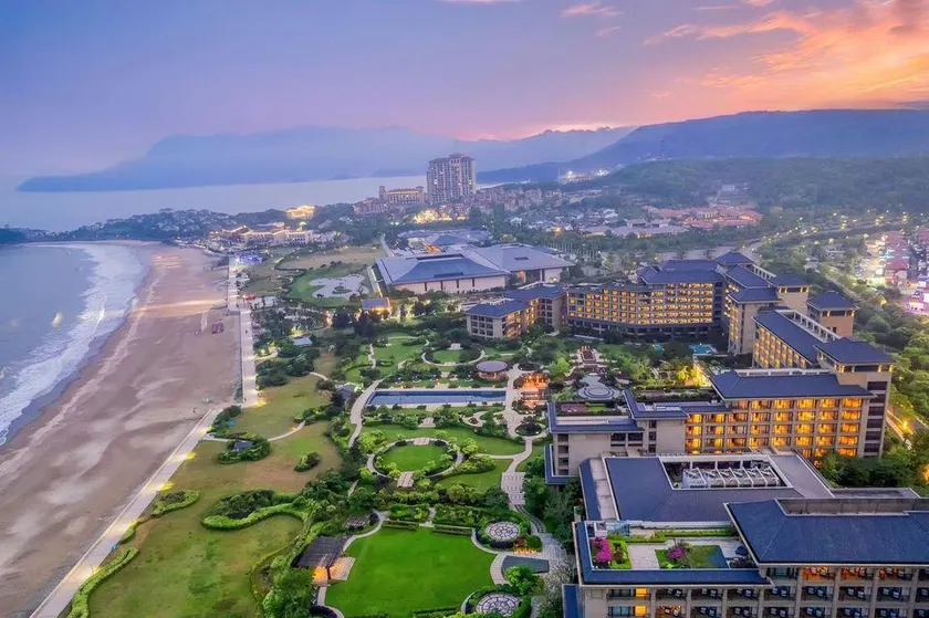 Senya S Intelligent Seaview Resort Hotel (Greentown Dongsha Resort) - Image 1