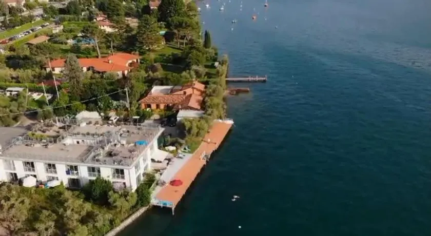 Direttamente Al Lago Apartments - Image 1