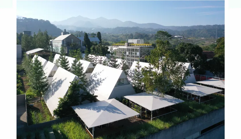 Rumah Atsiri Glamping - Image 1