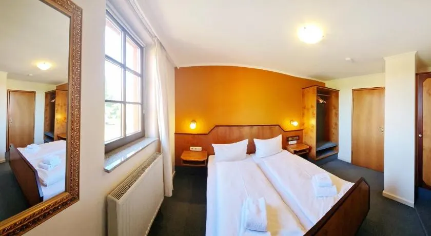 Haus zur Waldbrücke - Image 1