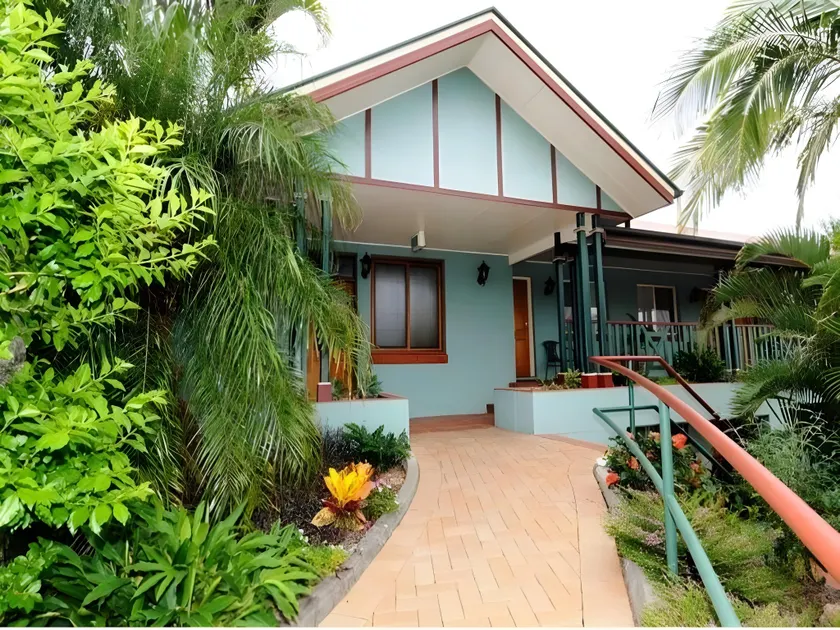 Puffers Inn - Image 1