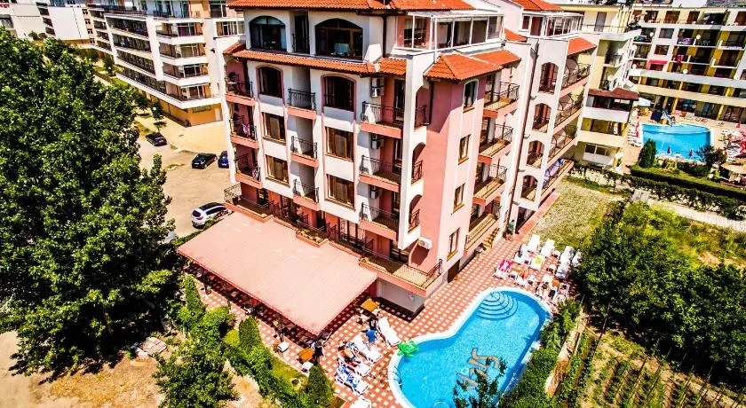 Step Hotel - Image 1