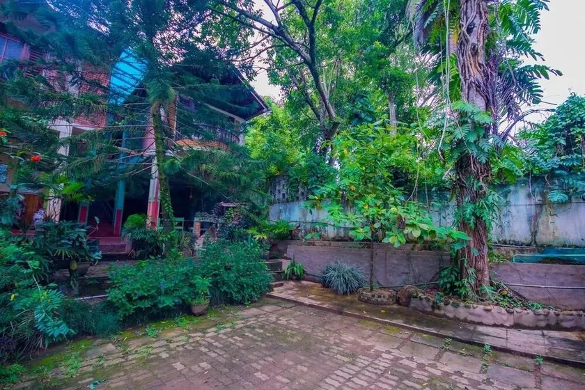 Hotel Gem Land - Image 1