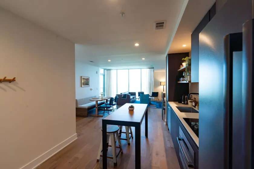 Luxury Austin Condo: Pool Access, Near Downtown! - Image 1