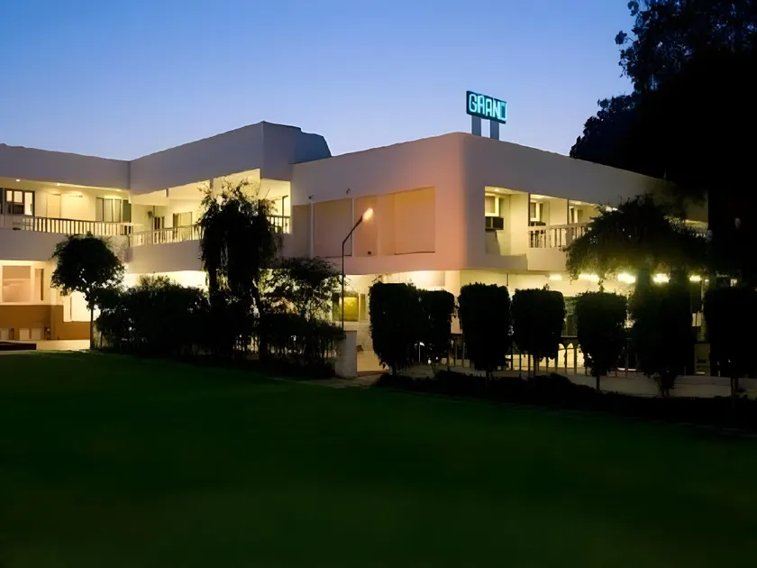 Grand Hotel Agra - Image 1