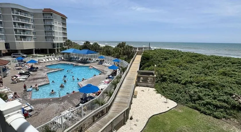St Regis Condo #61462 2 Bedrooms 2 Bathrooms Condo - Image 1