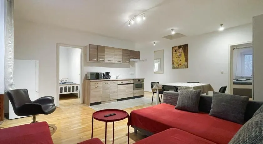 Apartments-Alt-Marzahn - Image 1