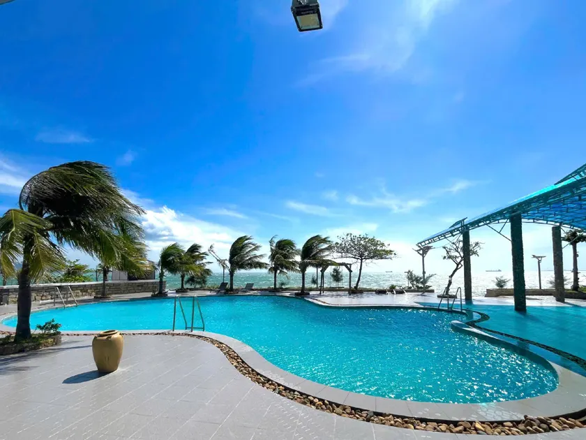 Hòn Cau Resort & Restaurant - Image 1