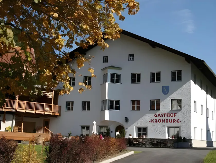 Klostergut Kronburg - Image 1
