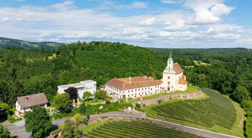 AndersOrt Haus der Frauen - Image 1