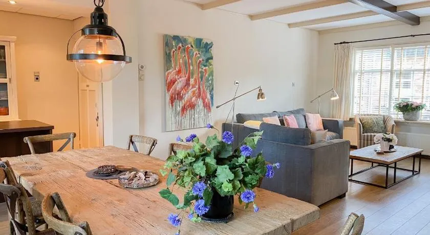 Smaakvol Vakantiehuis Serooskerke SE06 - Image 1