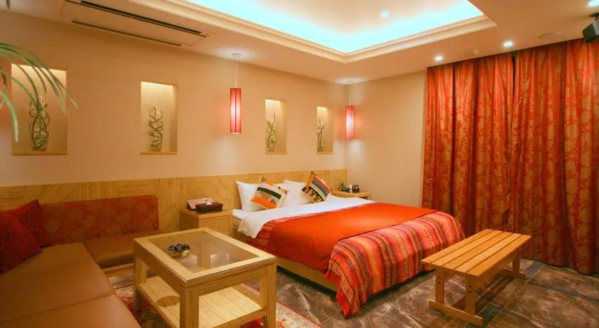 Hotel Aura Daito (Adult Only) - Image 1