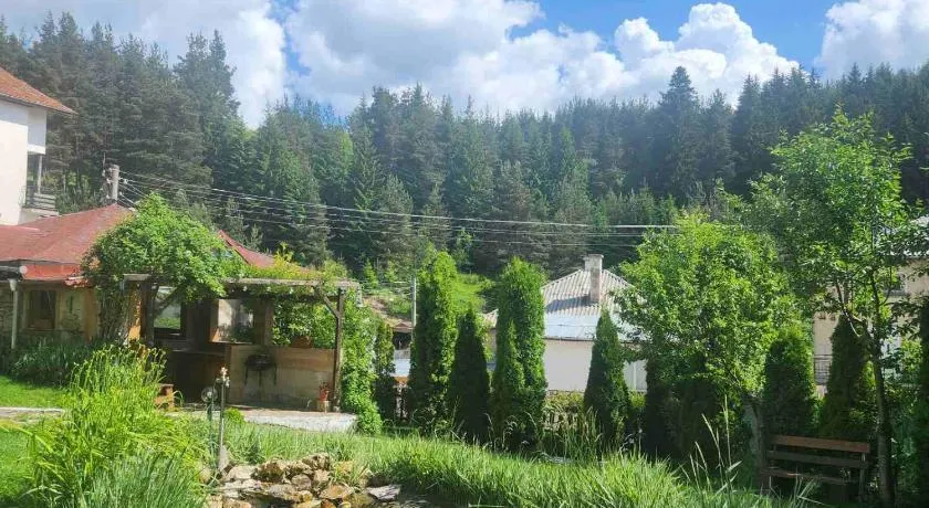 Guesthouse Classic - Image 1