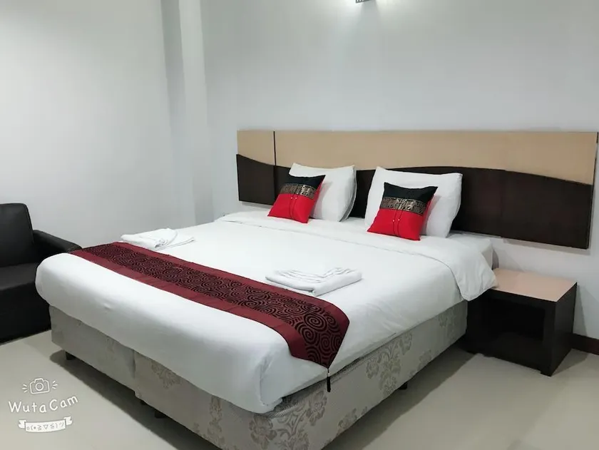 Tamarind Place - Image 1