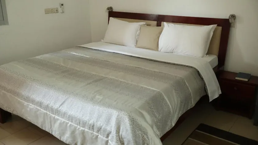 Hotel Carmel Cocody - Image 1