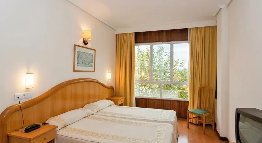 Hotel Herbiña 3000 - Image 1