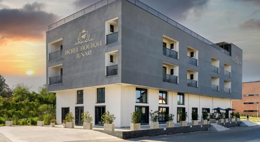 Hotel Boutique Tunari - Image 1