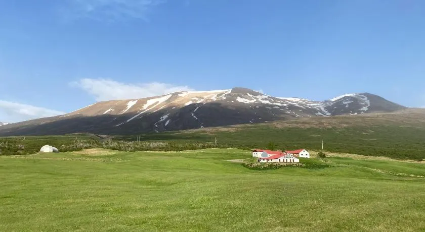 Litla-Sandfell Guesthouse - Image 1