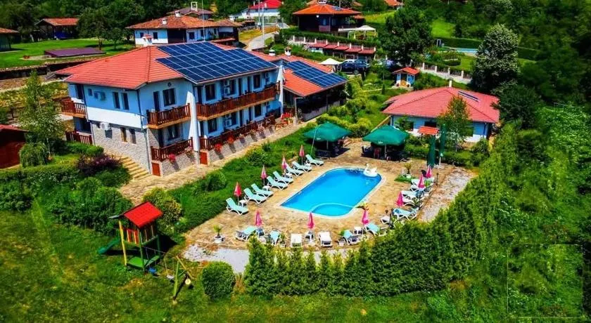 Семеен Комплекс КрисБо - Image 1