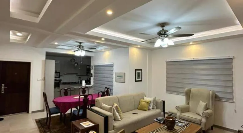 Truro Apartment Retreat - Image 1