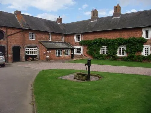 Offley Grove Farm - Image 1