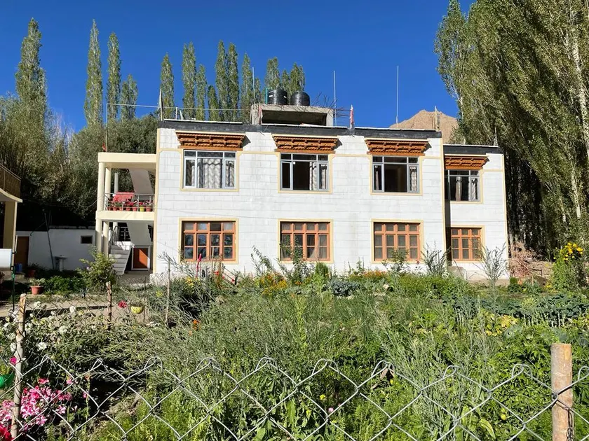 Donskit Guest House - Image 1