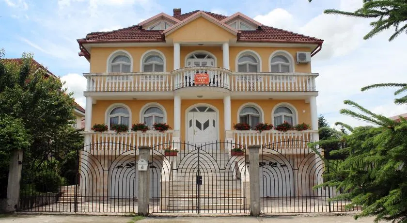 Casa Monica - Image 1