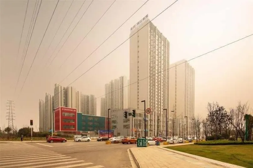 Chengdu Prolit Hotel - Image 1