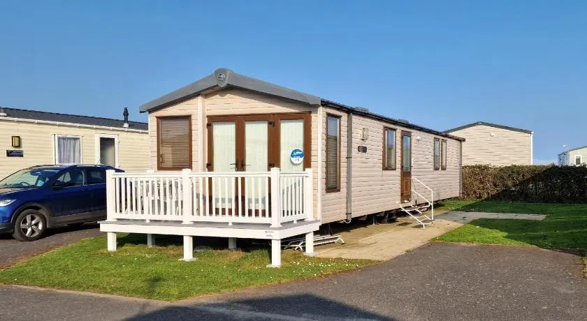 Megerlilly Family Hideaway, Church Farm - Image 1