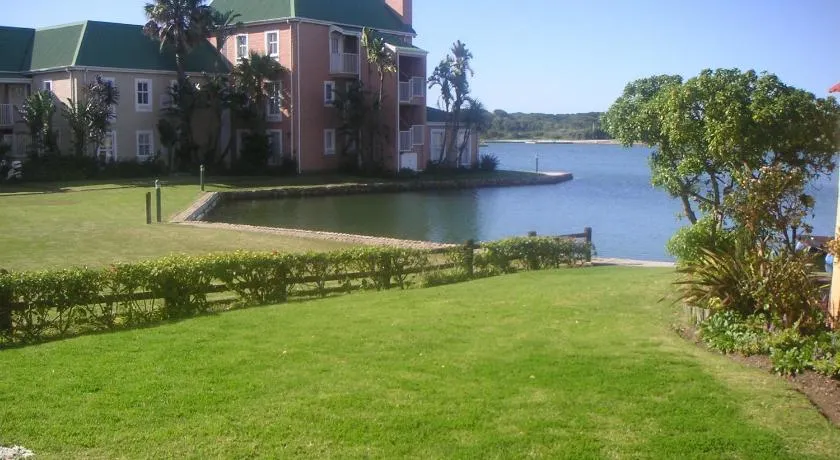 Waterside Living MC03 - Image 1