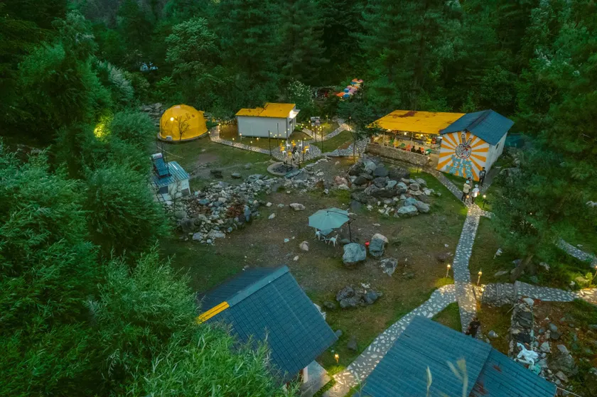 Whoopers Boutique Resort Jibhi - Image 1