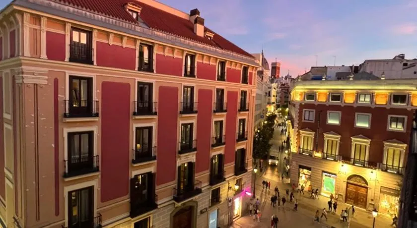 Miguel Ángel boutique rooms - PUERTA DEL SOL - Image 1