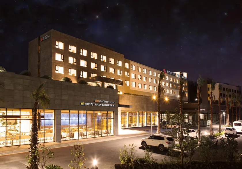 Hotel Theborn Jeju - Image 1