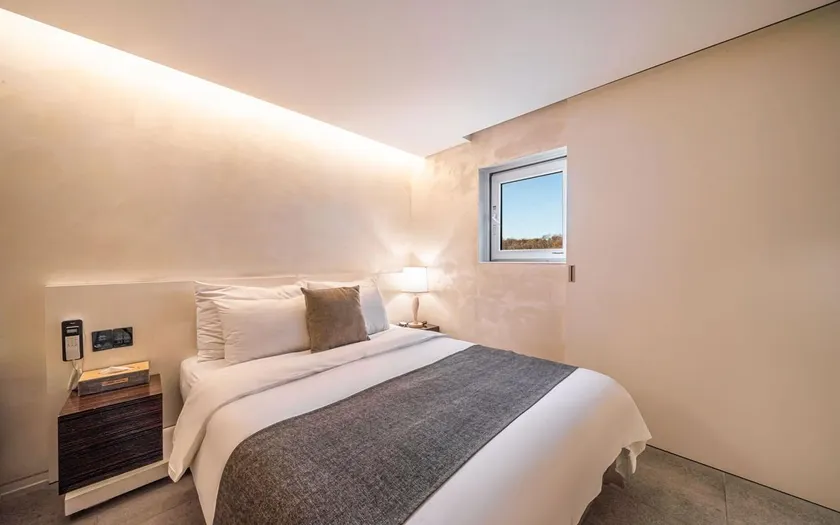 Samsung JS Boutique Hotel - Image 1