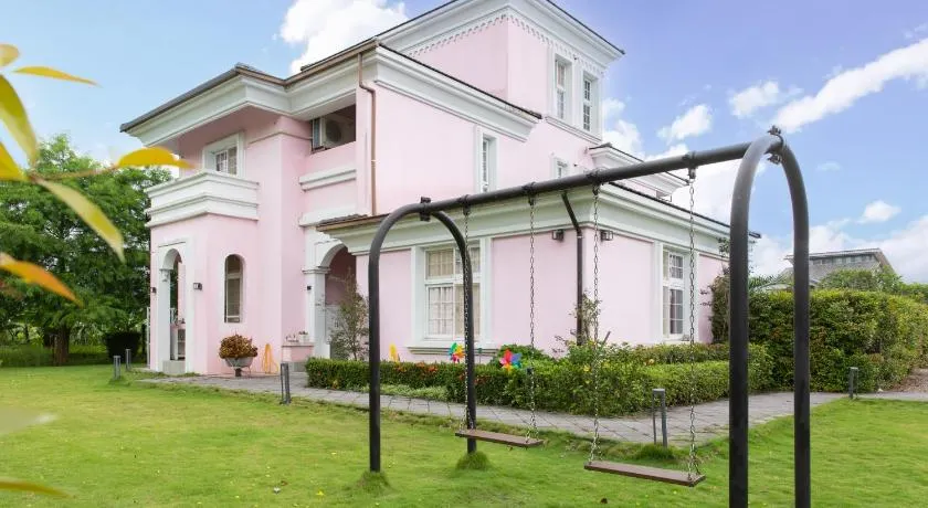 獨棟別墅 私人花園 桐話親子民宿 Tonghua B&B - Image 1
