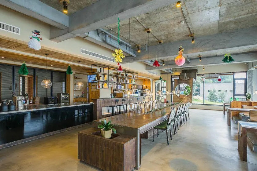 Zuoshe Linghai Boutique Hotel - Image 1