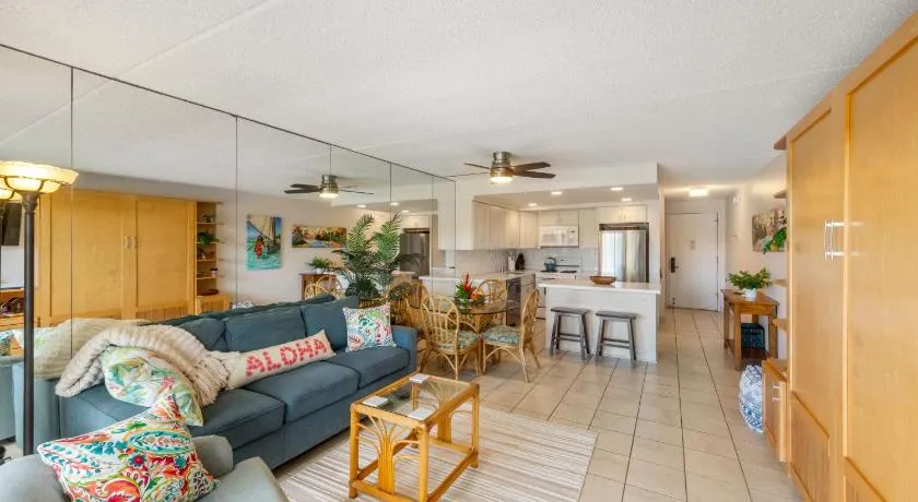 Kihei Akahi D-415 Condo - Image 1