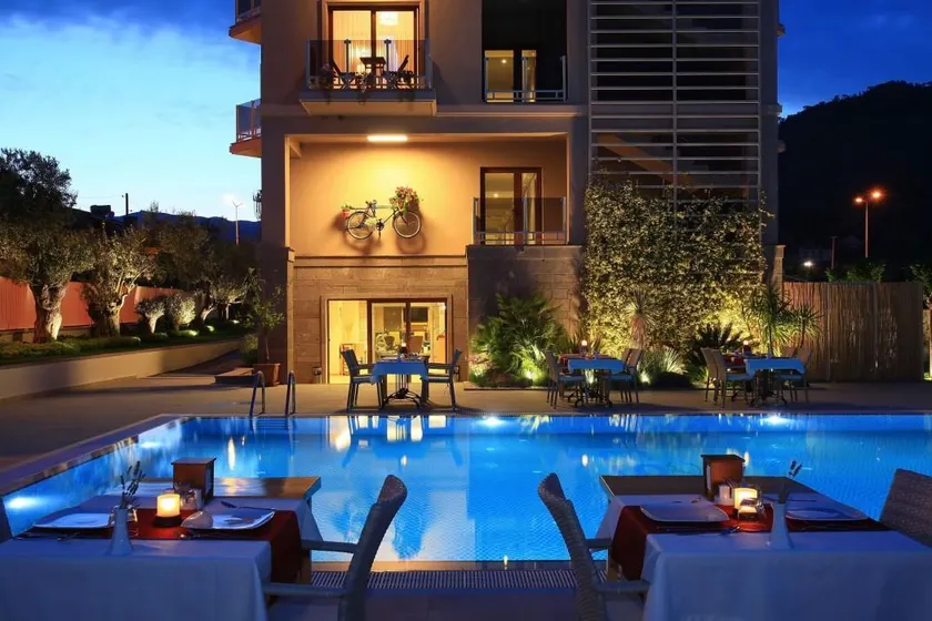 Esida Hotel - Image 1