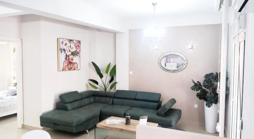 Boutique lux apartments - Image 1