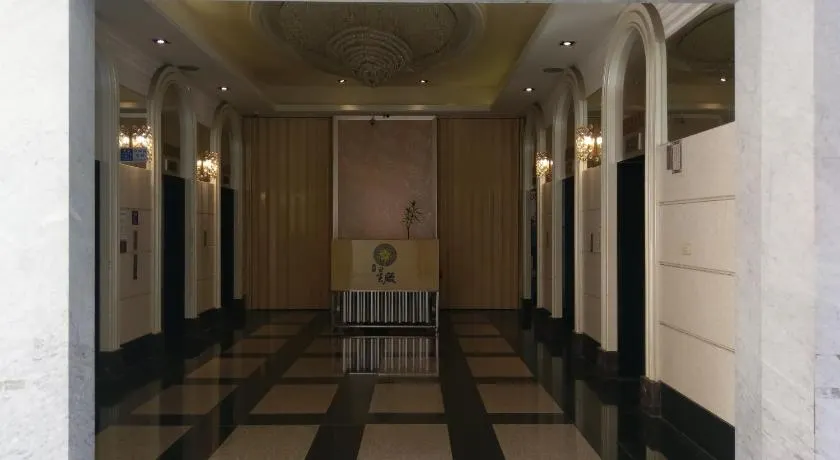 Walker-Taoyuan - Image 1