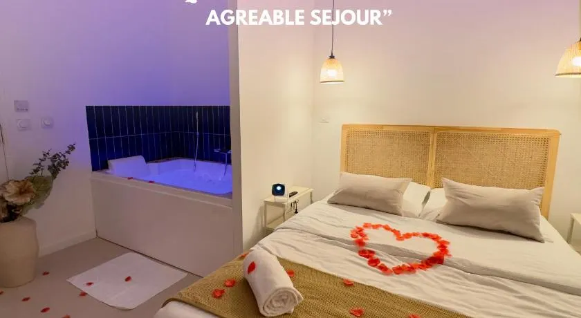 Romantique Room - Cinéma - Netflix - St Roch - Image 1