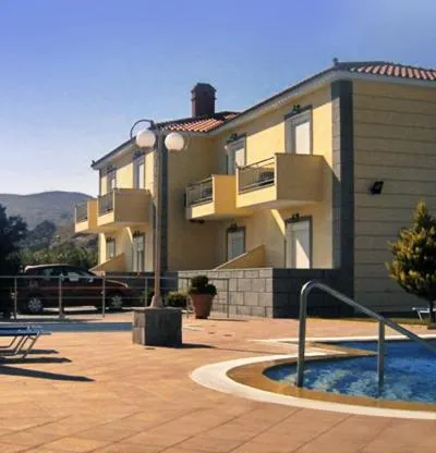 Evgatis Hotel - Image 1