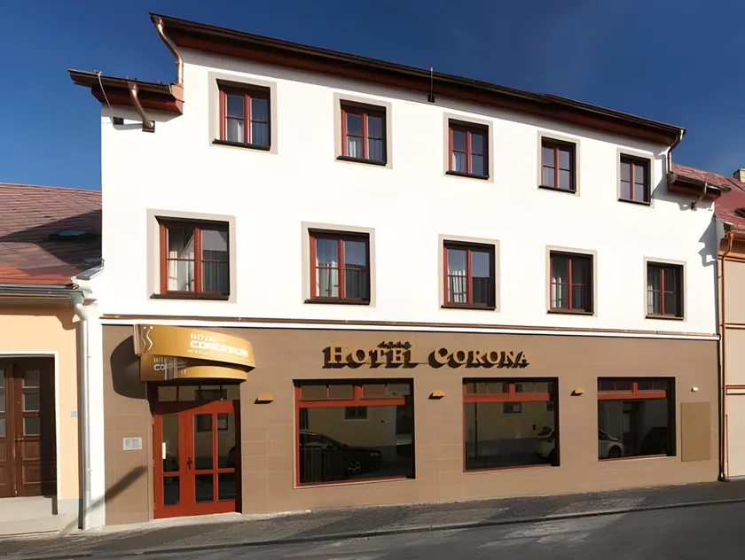 Garní Hotel Corona - Image 1