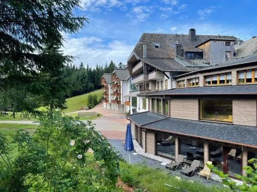 Hotel Schöne Aussicht - Image 1