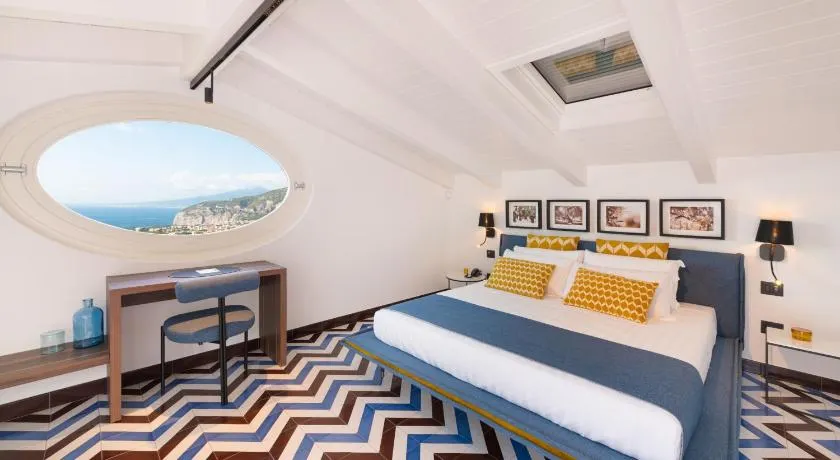 Sorrento-luxury Suites - Image 1