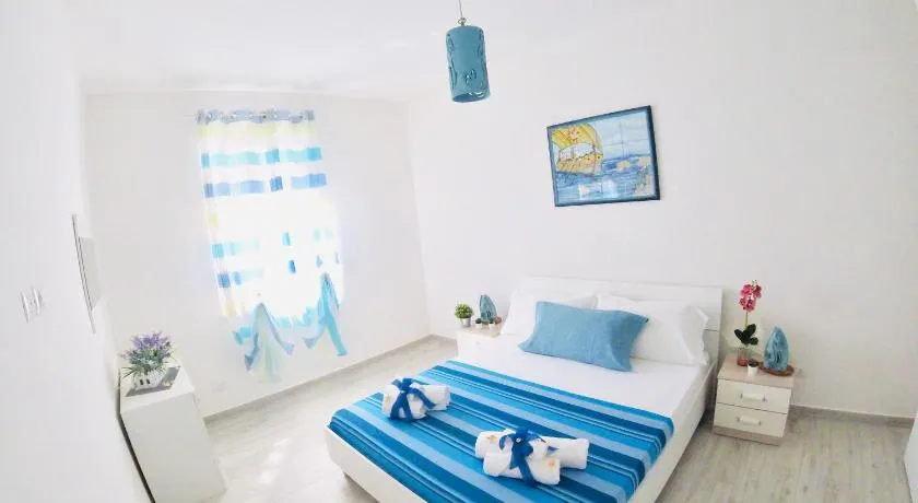 Oudeis Holidays Apartments Tropea - Image 1