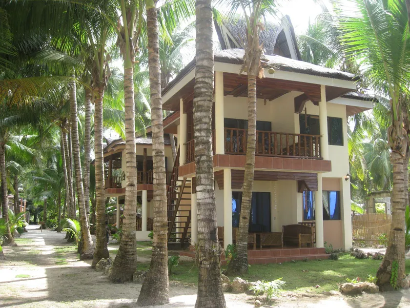 Treasure Island Beach Bungalows - Image 1