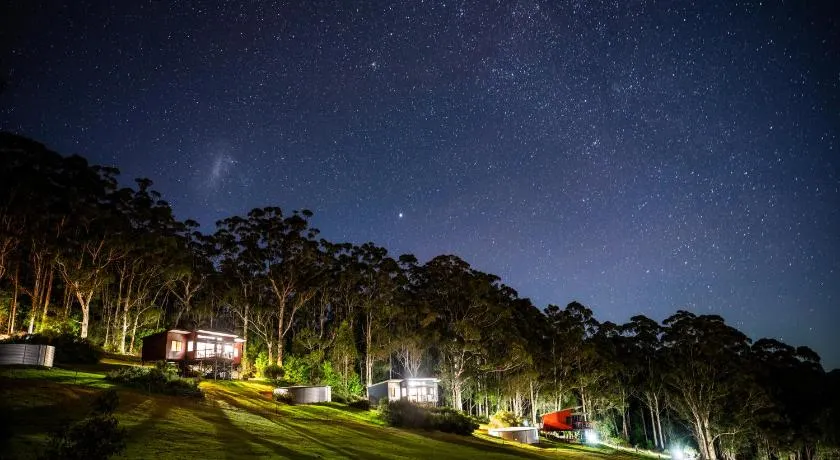 Karrak Reach Forest Retreat - Image 1