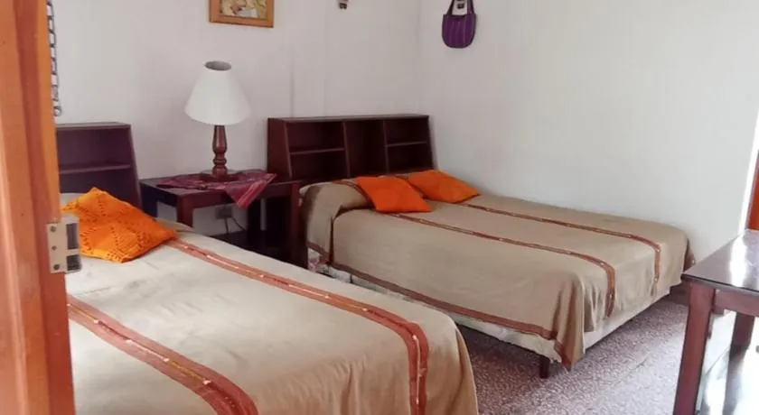 Hostal Mario's Rooms - Image 1